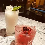 Goose & Gander Hotel Downings