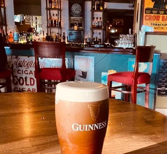 Goose & Gander Hotel *