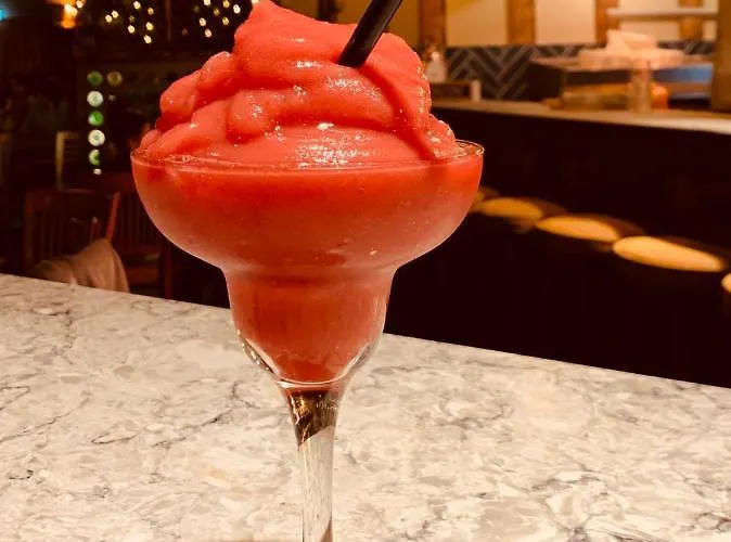 Отель Goose & Gander *